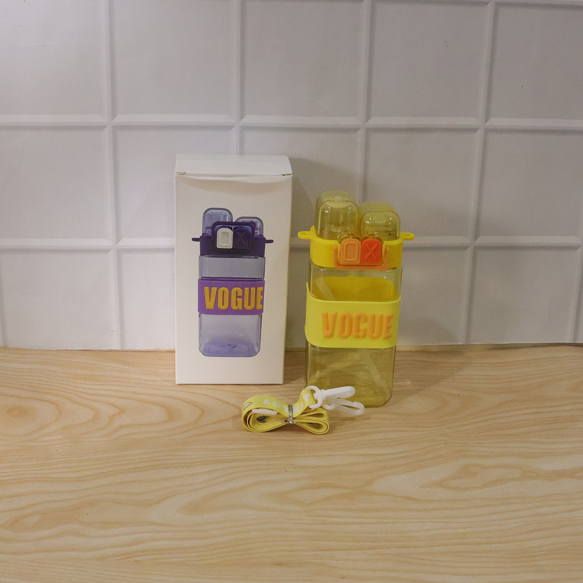 Stylish Kids Plastic Water Bottle With Straw And Leakproof Lid (500 Ml Approx)