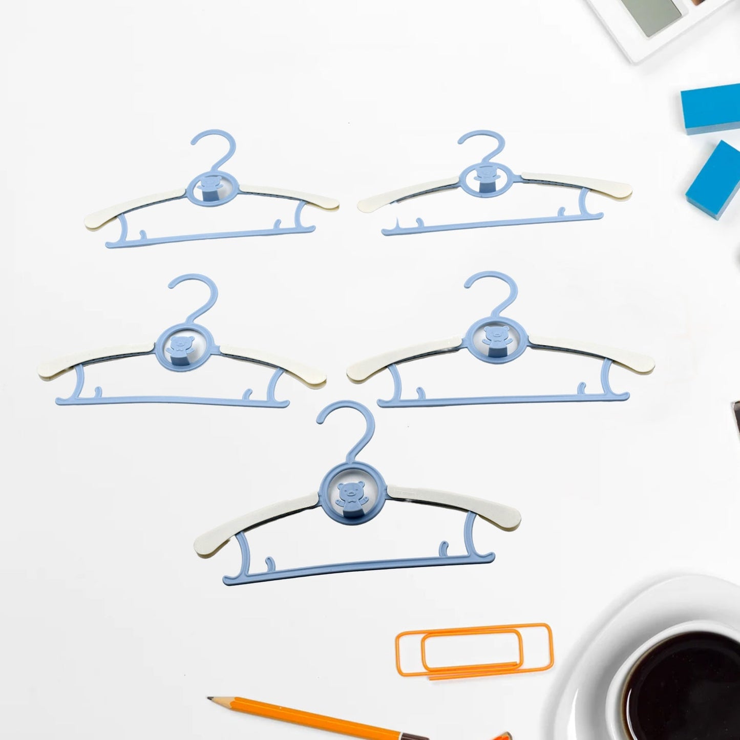 Large Adjustable Plastic Dress Hangers – Space-Saving & Lightweight (5 Pc)